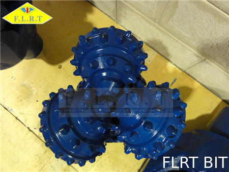 Καλή τιμή κομμάτι 13 5/8» FSA517G Tricone τρυπανιών δοντιών κομματιών/χάλυβας με το σφραγισμένο ρουλεμάν περιοδικών σε απευθείας σύνδεση